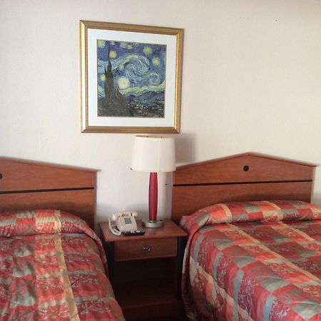 Budget Inn Ocala Bagian luar foto