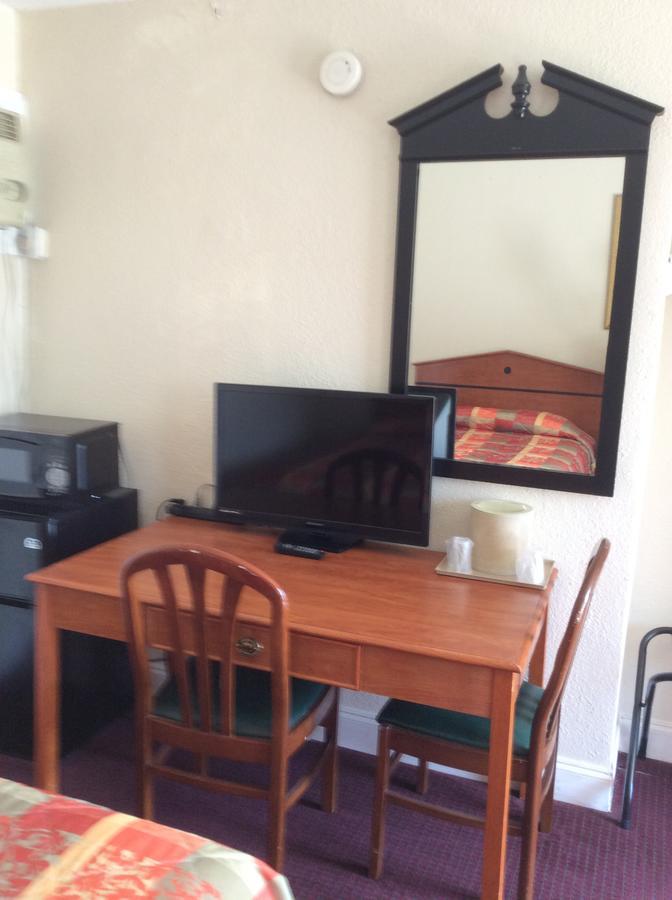 Budget Inn Ocala Bagian luar foto