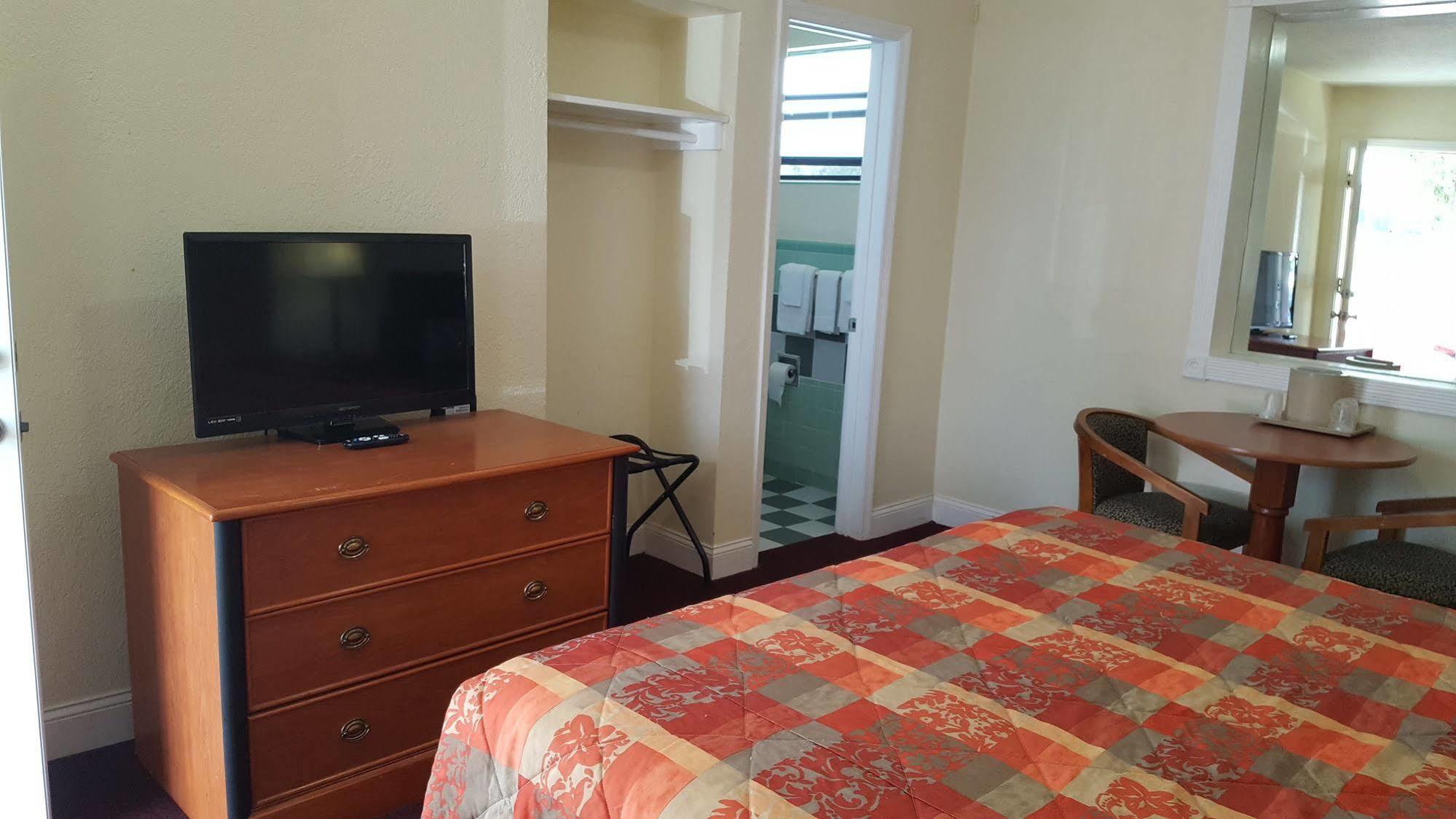 Budget Inn Ocala Bagian luar foto