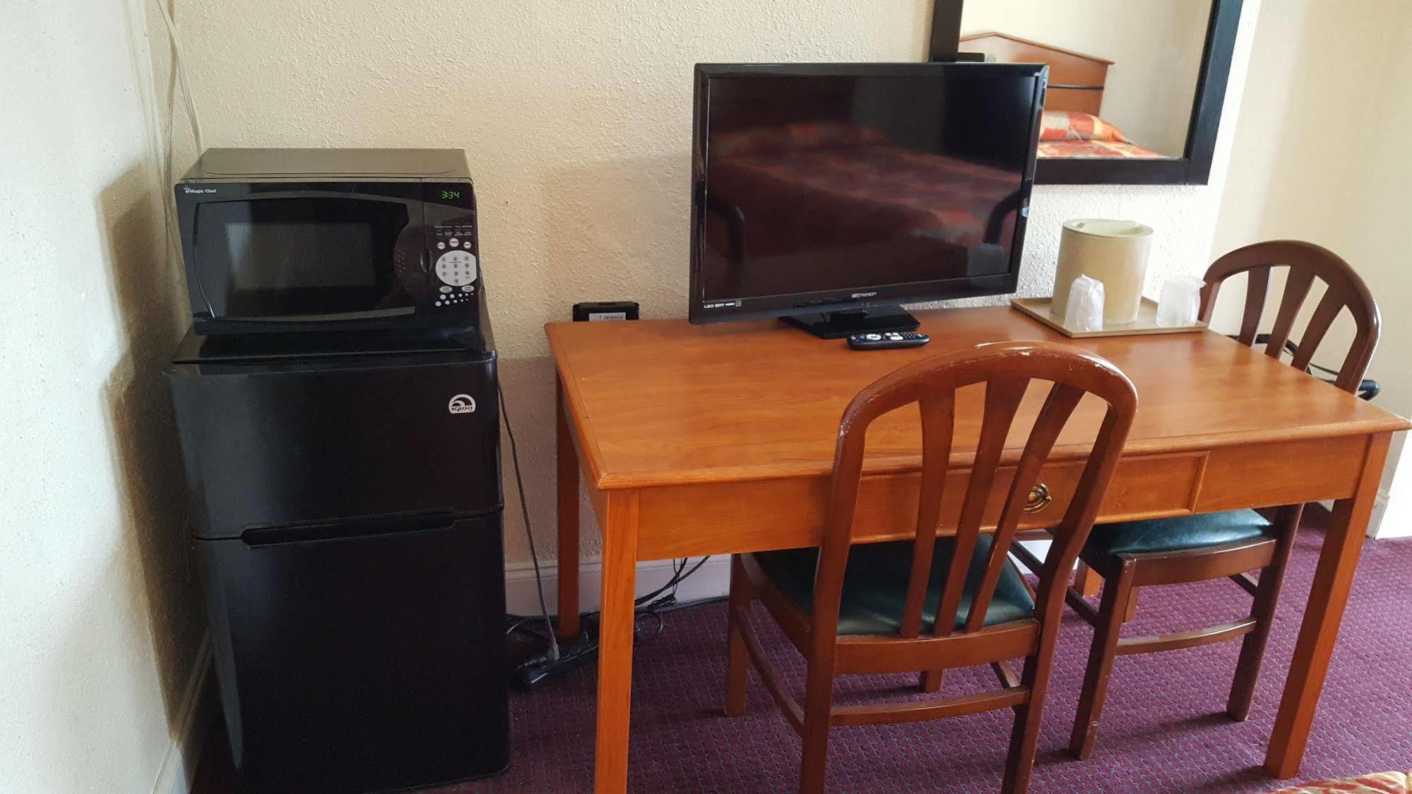 Budget Inn Ocala Bagian luar foto