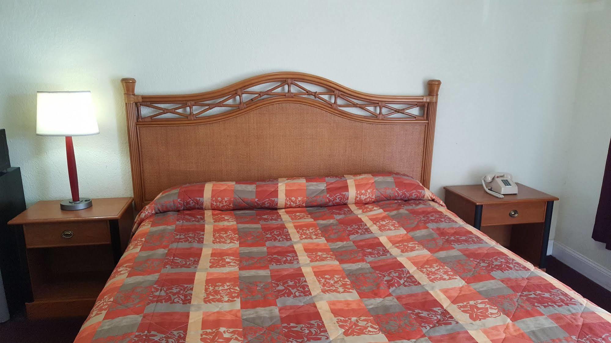 Budget Inn Ocala Bagian luar foto
